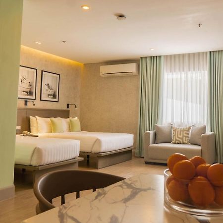 Primeway Suites Cebu Extérieur photo