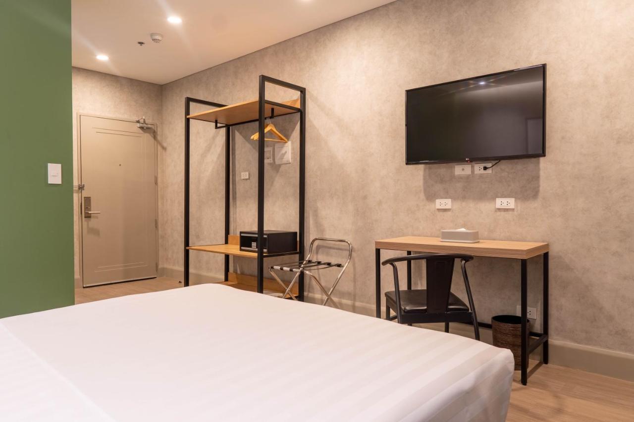 Primeway Suites Cebu Extérieur photo