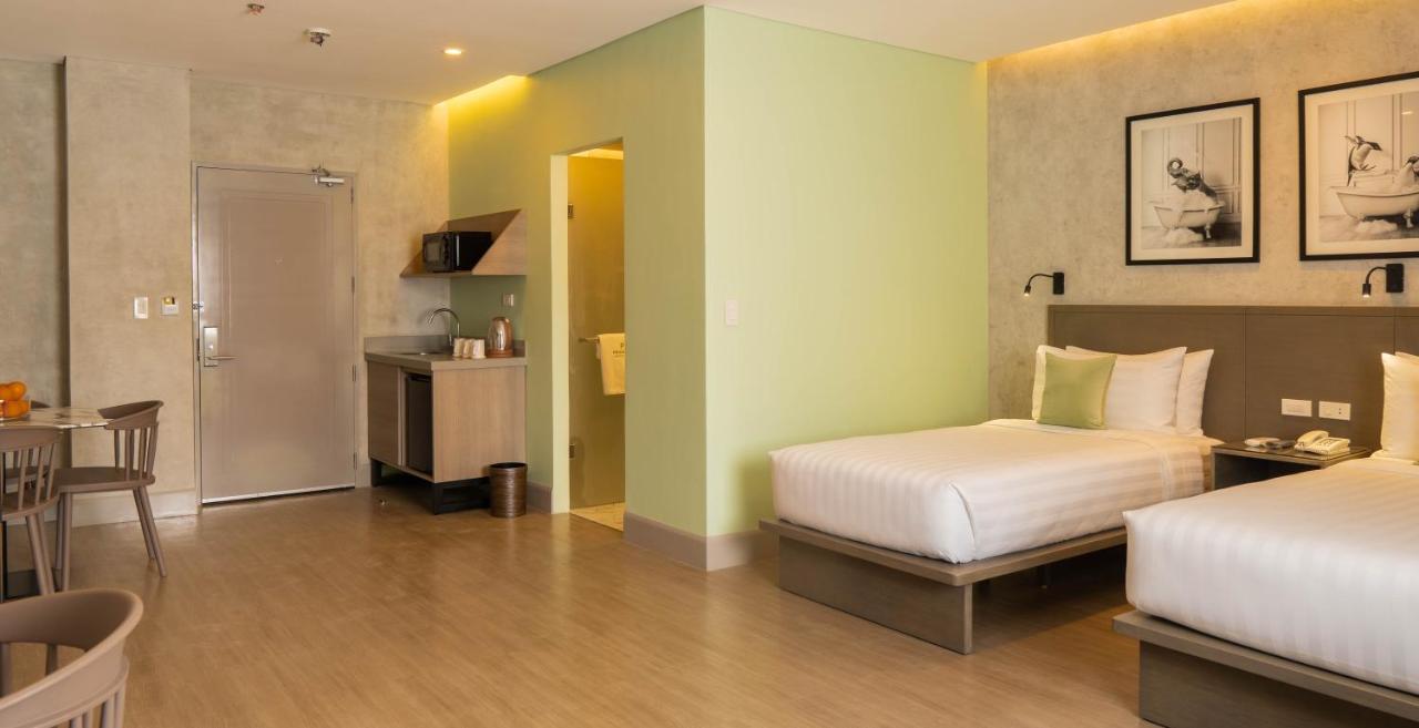 Primeway Suites Cebu Extérieur photo